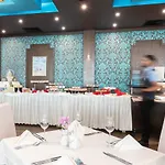 Garden Of Eden Complex Hotel