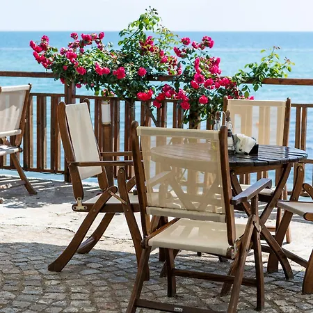 Garden Of Eden Complex 5*